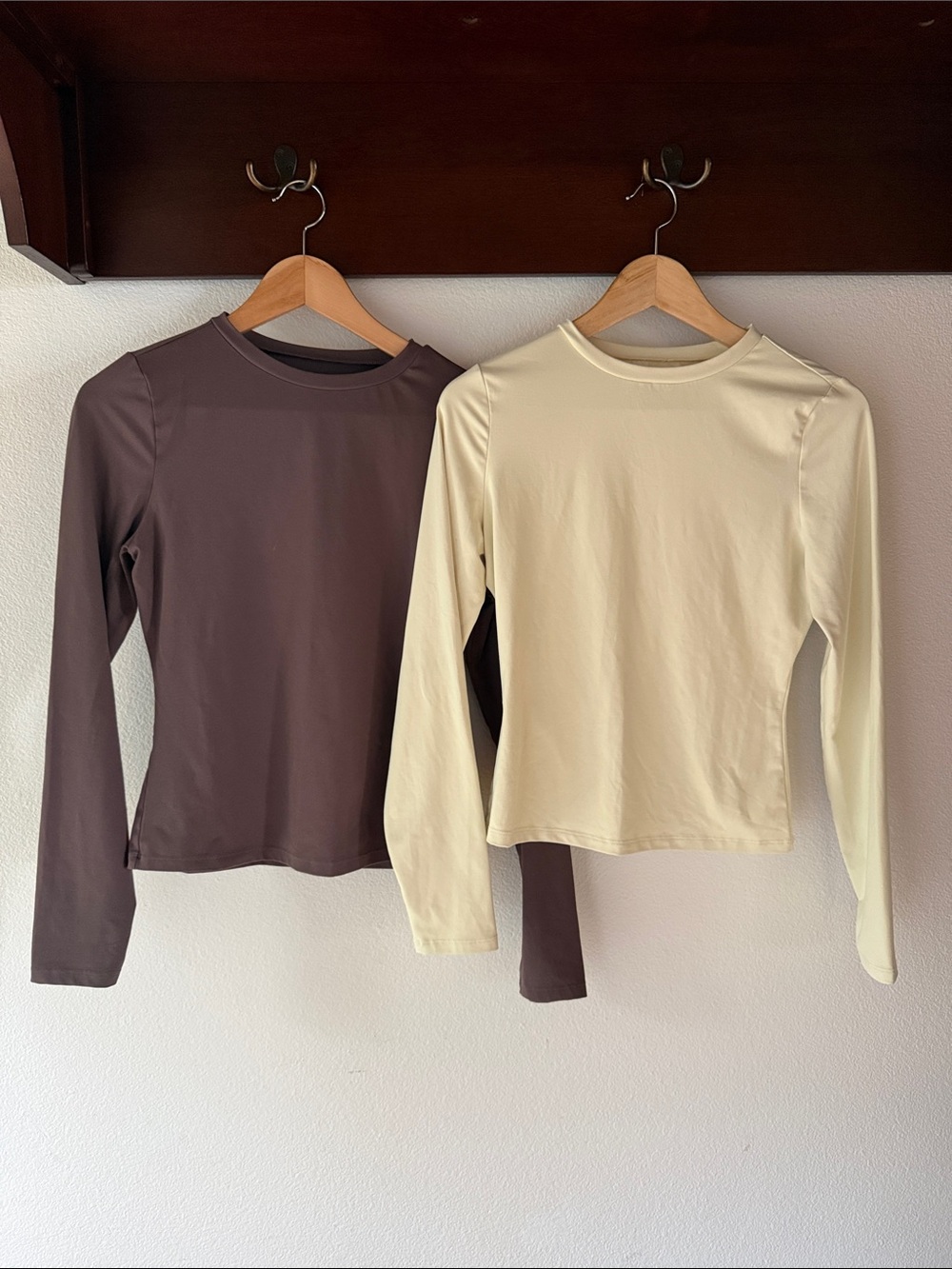 2 Pk Long Sleeve Crewneck Top TShirt, Pale Yellow, Grape, Size M